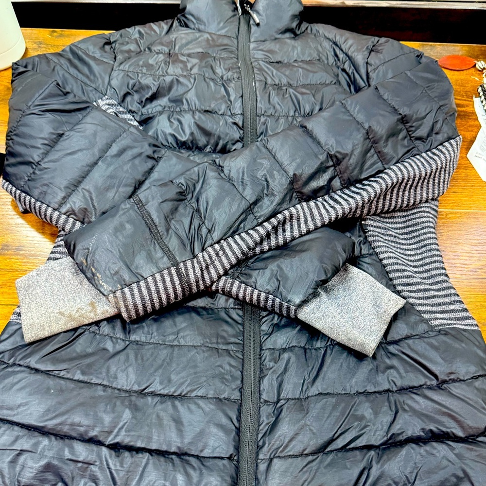 Mondetta 80% Down Zip Up Jacket